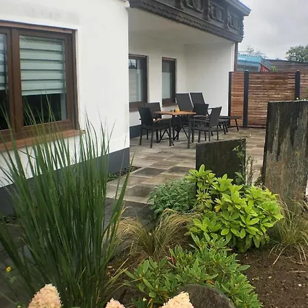 Eifelhaus Landluft Mit Infrarotkabine Апартаменты Berlingen